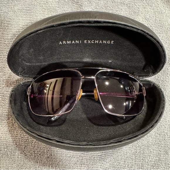 Classic Armani Exchange Sunglasses With Case - Picture 8 of 10